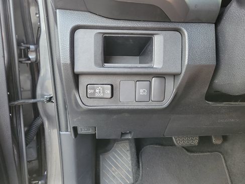 Used 2019 Toyota Tacoma SR5 image 22