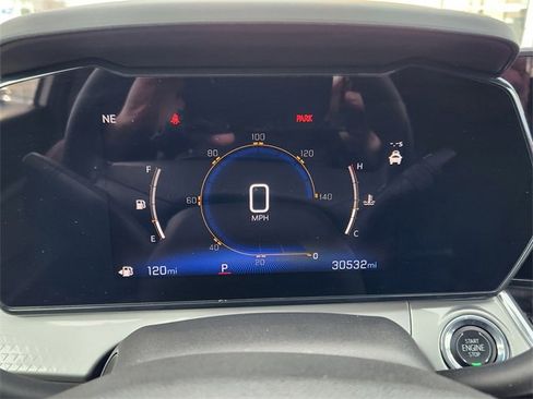 Used 2025 Chevrolet Trax LT image 35