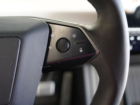 Used 2024 Tesla Cybertruck AWD Crew Cab image 14