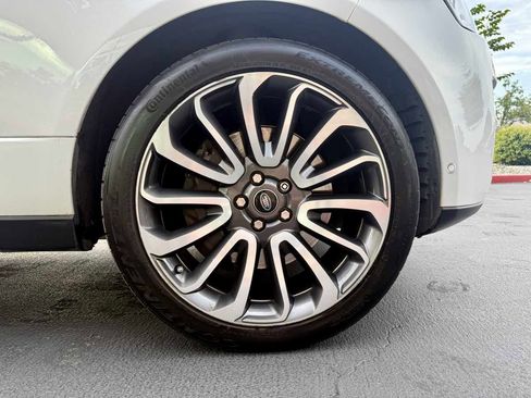 Used 2016 Land Rover Range Rover Long Wheelbase Supercharged image 22