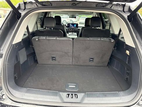 Certified 2025 Lincoln Aviator AWD image 13