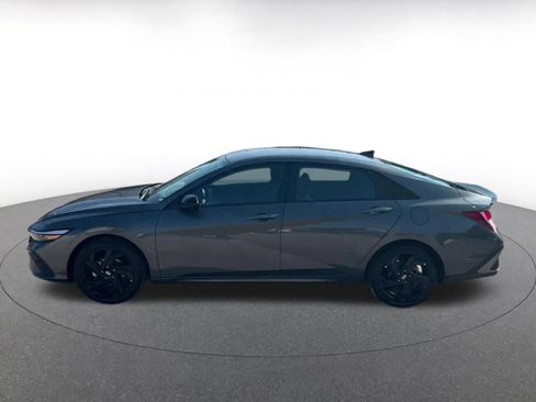 Used 2026 Hyundai Elantra Sport FWD image 7