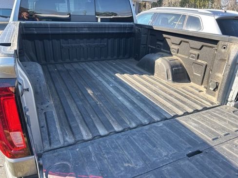 Used 2023 GMC Sierra 1500 Denali image 6