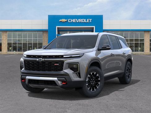 New 2026 Chevrolet Traverse Z71 w/ Enhanced Driving Package image 6