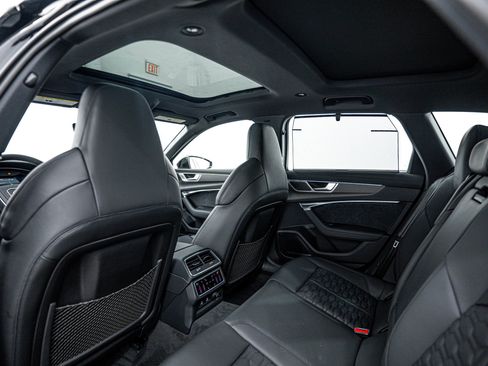 New 2026 Audi RS 6 performance image 18