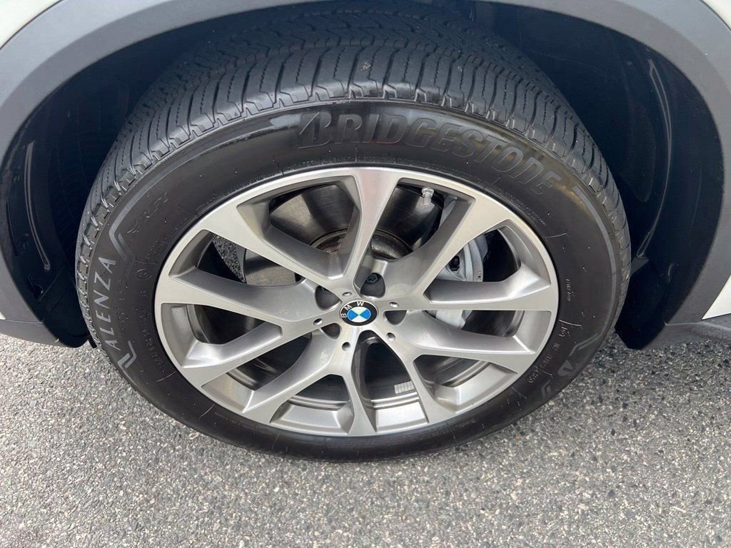 Used 2026 BMW X5 xDrive40i AWD/4WD image 12