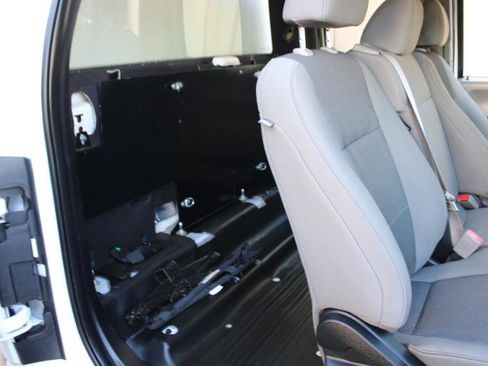 Used 2018 Ford F150 XL w/ Equipment Group 101A Mid image 12