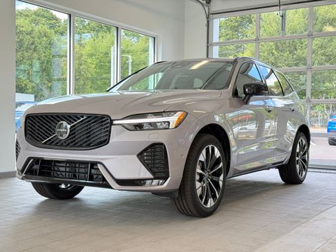 New 2026 Volvo XC60 B5 Plus w/ Protection Package Premier image 2