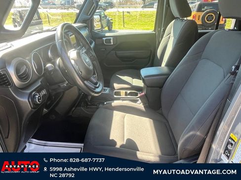Used 2022 Jeep Gladiator Willys image 22