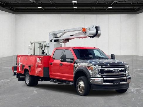Used 2020 Ford F550 4x4 Crew Cab Super Duty w/ XLT Value Package image 3