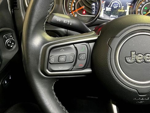 Used 2021 Jeep Wrangler Unlimited Sport image 11
