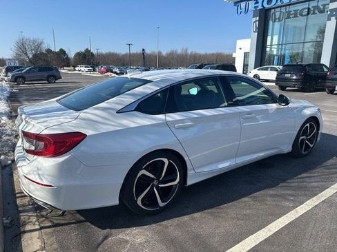 Used 2020 Honda Accord Sport image 3