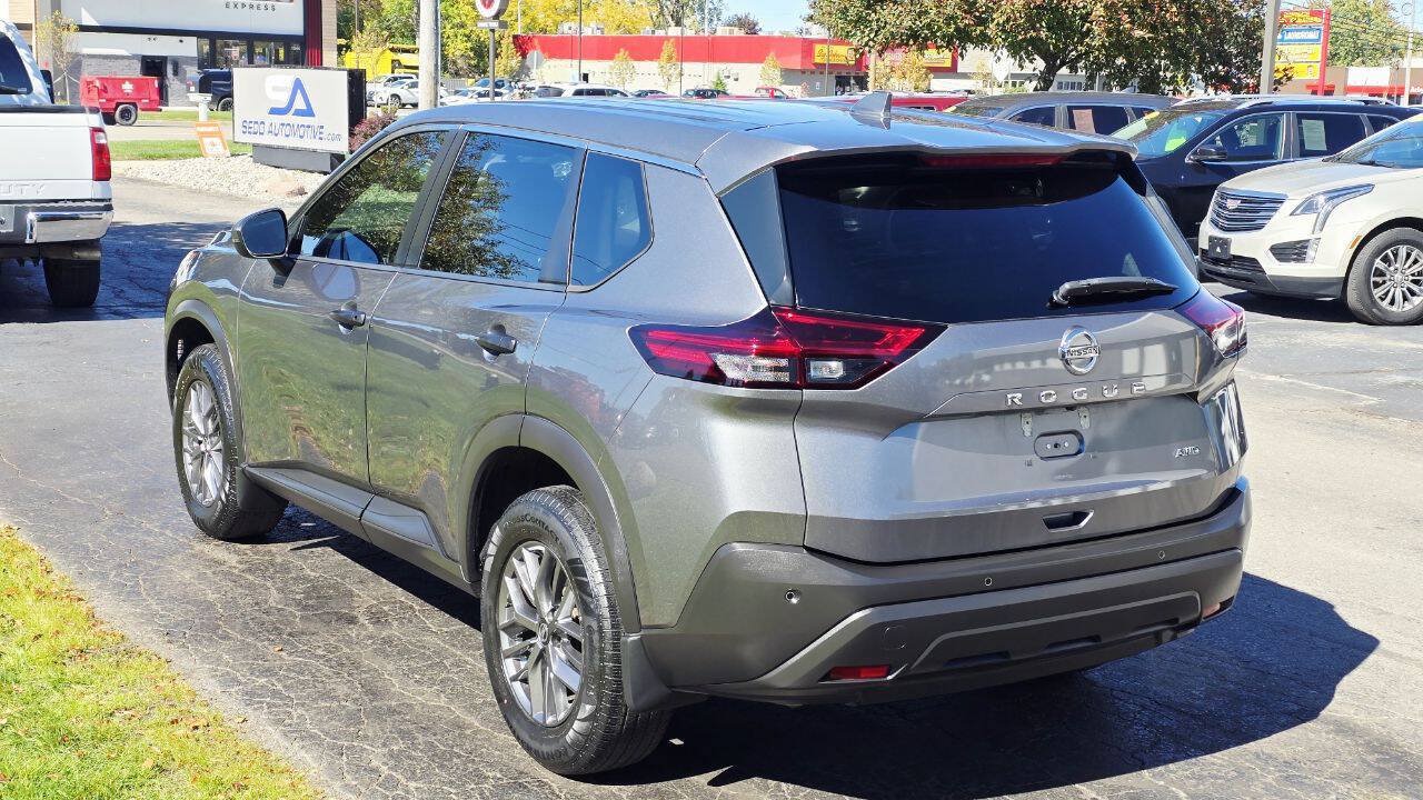 Used 2021 Nissan Rogue S AWD/4WD image 4