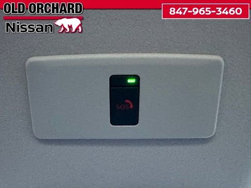 Used 2025 Nissan Versa SR image 16