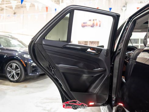 Used 2015 Mercedes-Benz ML 400 4MATIC image 44