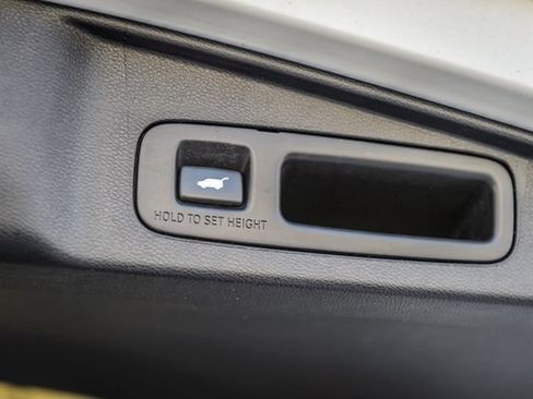 Used 2019 Honda CR-V EX-L image 12