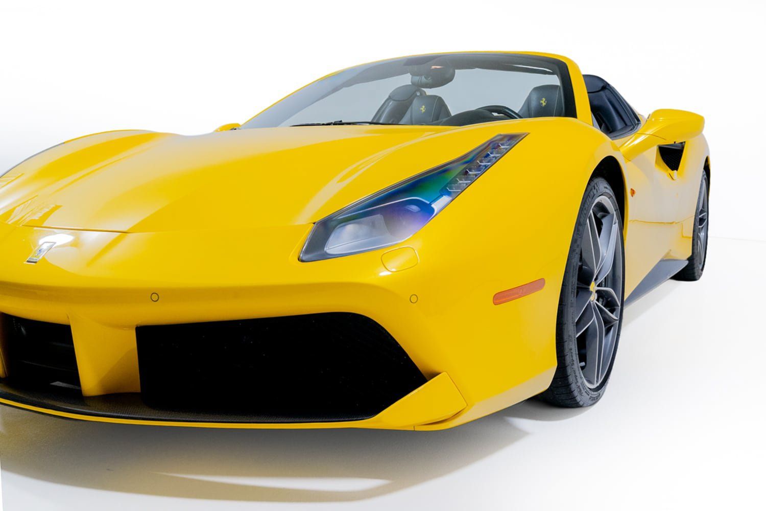 Used 2017 Ferrari 488 Spider RWD image 48