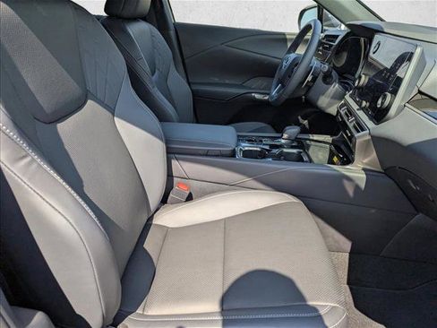 Used 2025 Lexus RX 350 FWD w/ Technology Package image 26