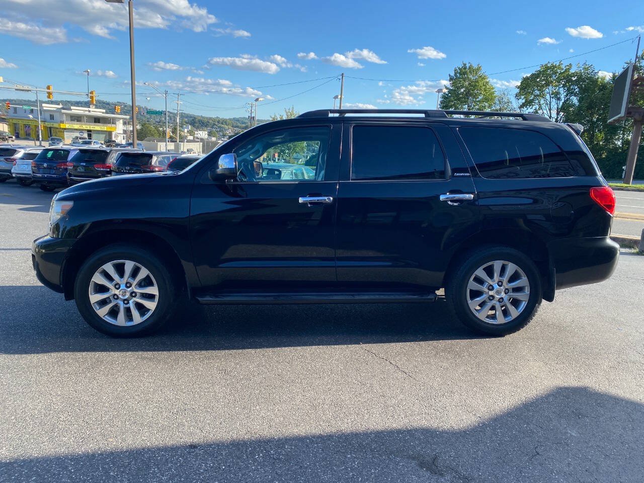 Used 2012 Toyota Sequoia Limited AWD/4WD image 6