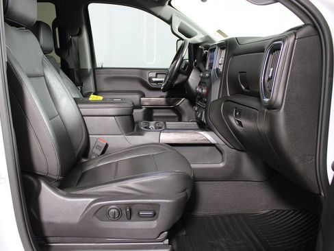 Used 2020 Chevrolet Silverado 2500 LTZ w/ LTZ Plus Package image 10