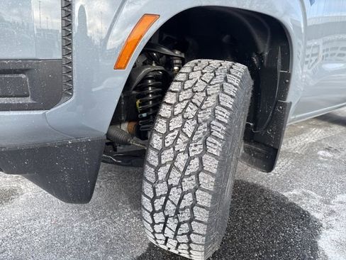 New 2026 Nissan Frontier SV w/ All-Weather Content Package image 23