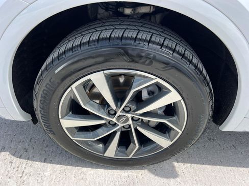 Used 2022 Audi Q5 2.0T Premium AWD/4WD image 11
