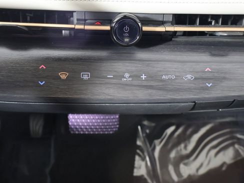 Used 2023 Nissan Ariya ENGAGE image 48