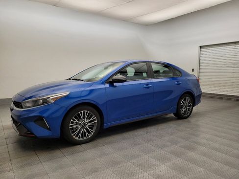 Used 2023 Kia Forte GT-Line image 2