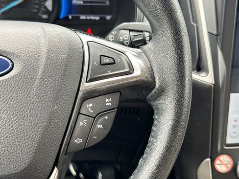 Used 2024 Ford Edge SEL image 31