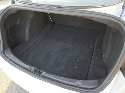 Used 2021 Tesla Model 3 Standard Range Plus image 29