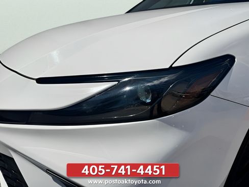 Used 2025 Toyota Camry SE FWD image 42