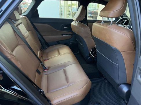 Certified 2025 Toyota Crown Signia AWD/4WD image 22