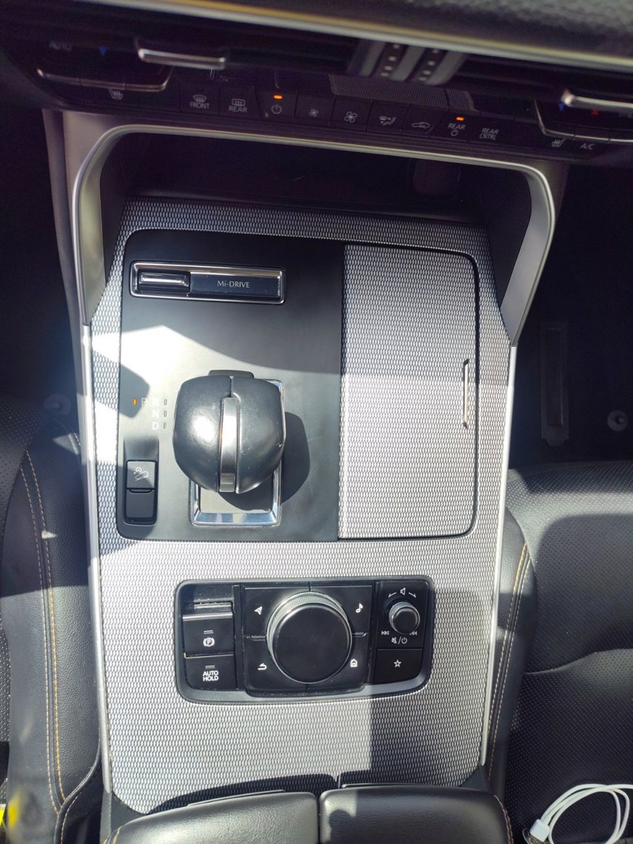 Certified 2025 MAZDA CX-90 3.3 Turbo w/ Preferred Package AWD/4WD image 4