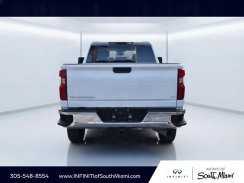 Used 2025 Chevrolet Silverado 2500 LT w/ Convenience Package AWD/4WD image 5