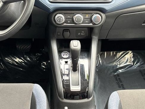 Used 2025 Nissan Versa SV FWD image 22