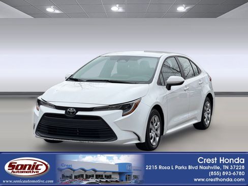 Used 2024 Toyota Corolla LE image 1