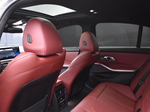 Used 2023 BMW M340i w/ Premium Package image 10