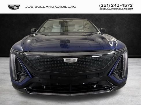 New 2025 Cadillac Lyriq Sport w/ LPO, Floor Liner Package image 29