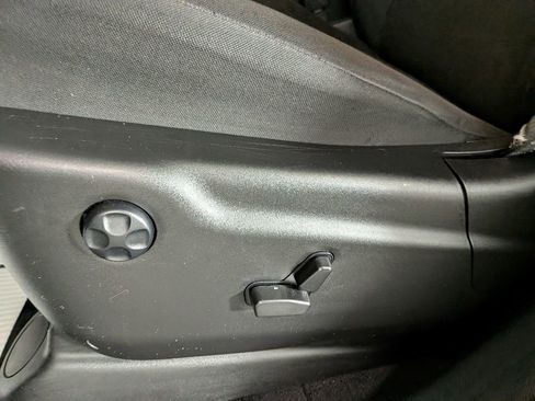 Certified 2023 Dodge Durango GT image 19