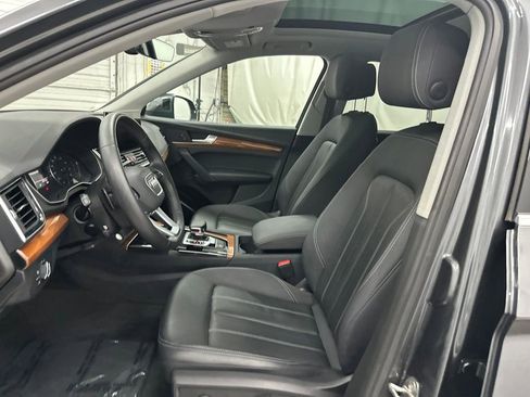 Used 2023 Audi Q5 2.0T Premium w/ Convenience Package AWD/4WD image 22
