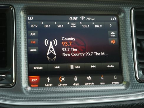 Used 2018 Dodge Challenger SRT Hellcat RWD image 10
