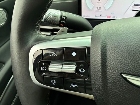 Used 2025 Genesis GV80 2.5T image 29