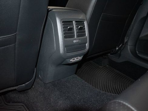 Used 2019 Volkswagen Passat 2.0T Wolfsburg FWD image 23