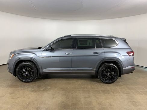 Used 2024 Volkswagen Atlas SEL Premium R-Line image 18