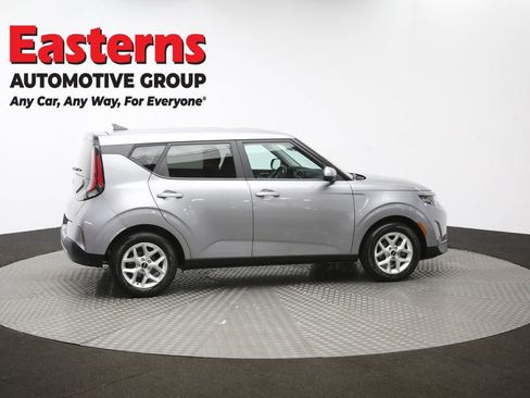 Used 2023 Kia Soul LX w/ Option Group 015 image 44