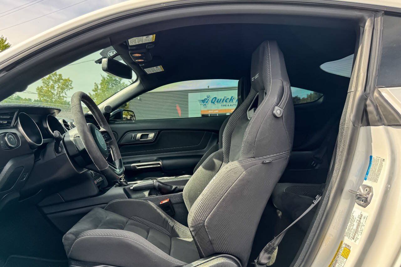 Used 2018 Ford Mustang Shelby GT350 w/ Electronics Package RWD image 38