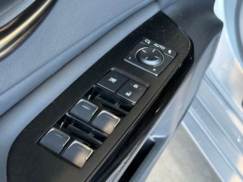 Used 2024 Lexus ES 250 w/ Premium Package AWD/4WD image 18
