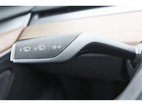 Used 2023 Tesla Model 3 Standard Range image 15