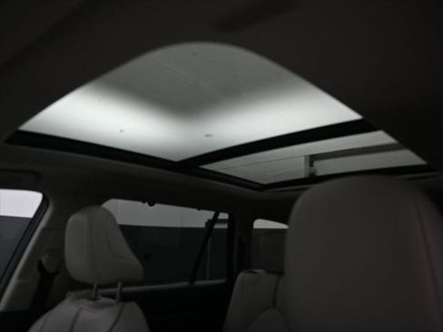 Certified 2024 Toyota Grand Highlander AWD image 29