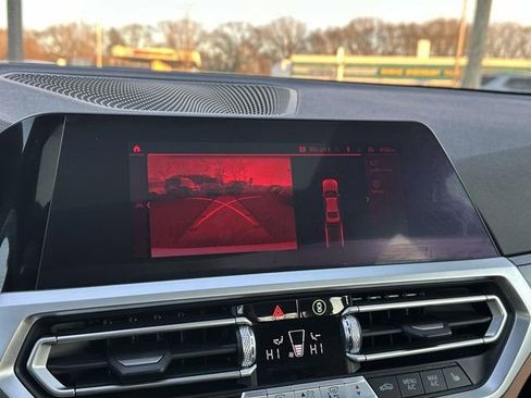 Used 2021 BMW 330i xDrive Sedan w/ Convenience Package image 15